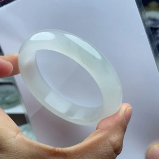 石英质玉（金丝玉）手镯未镶嵌