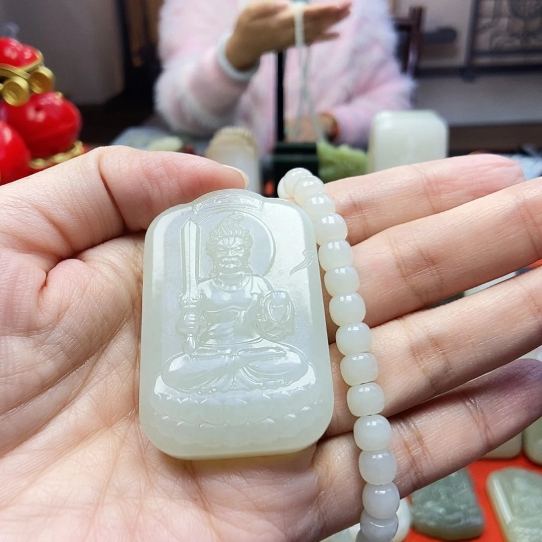 颈饰未镶嵌和田玉一***你