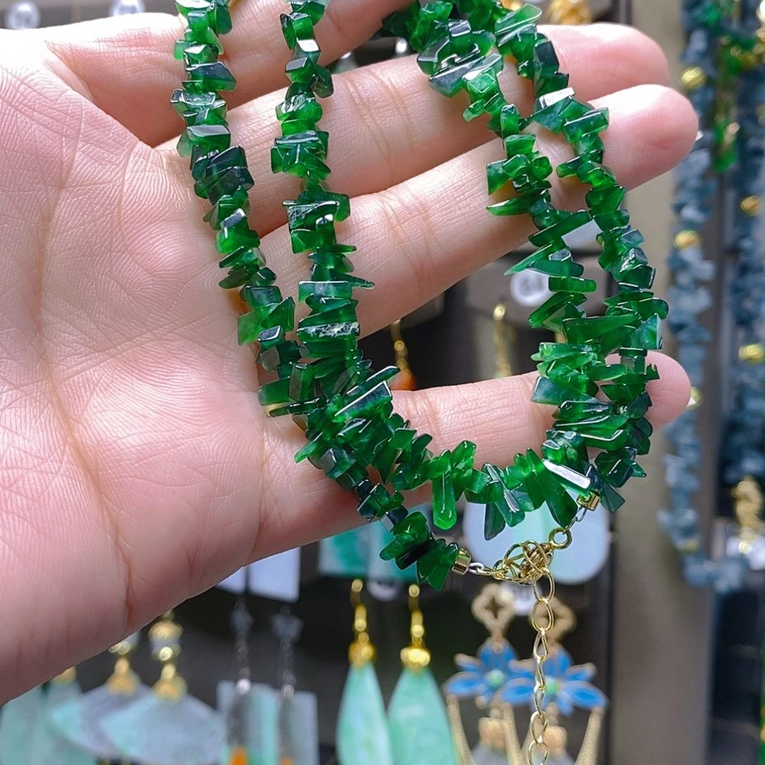 未镶嵌翡翠耳饰翡翠