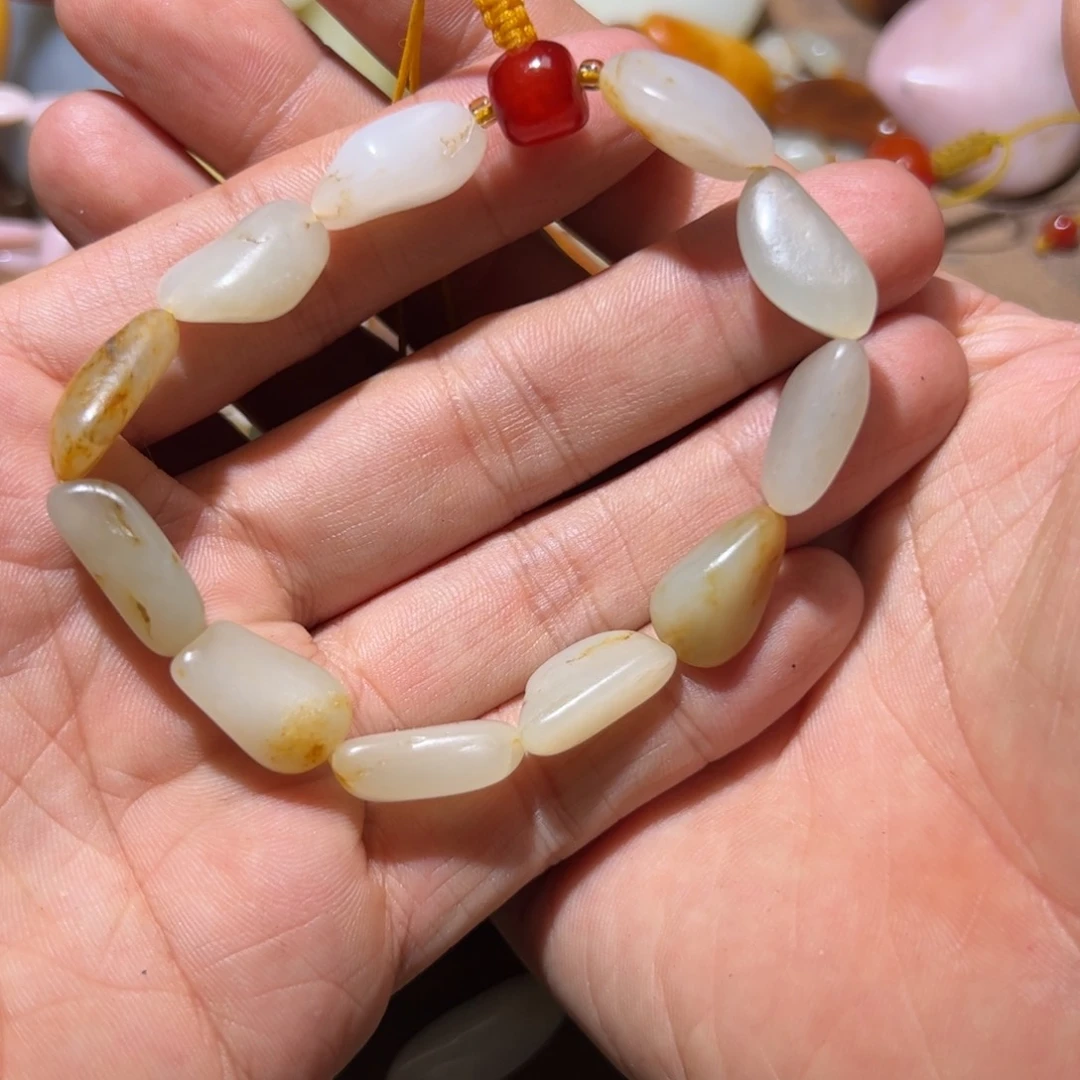 和田玉（糖玉）未镶嵌挂件果*