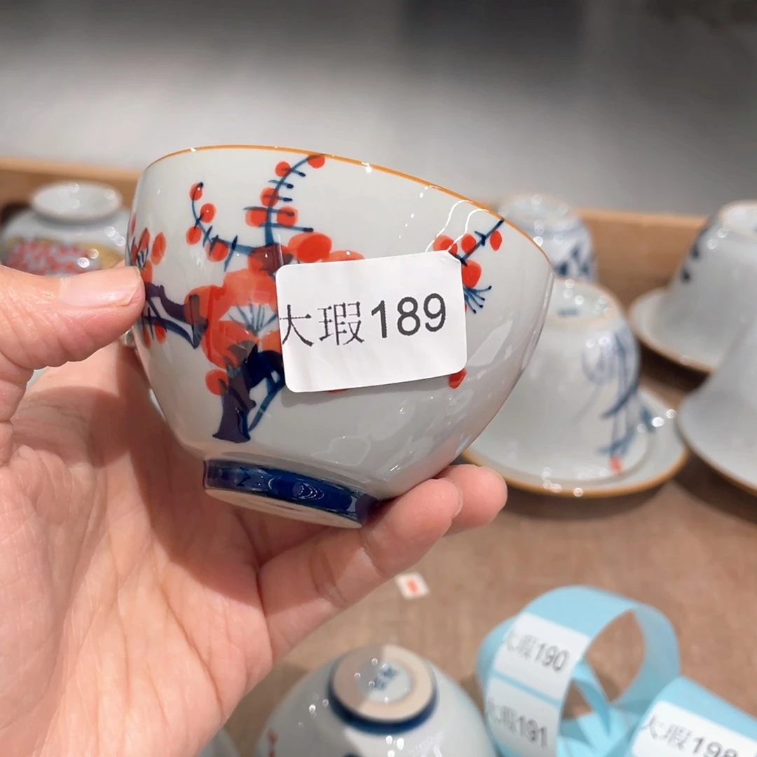 釉下手绘茶具微瑕