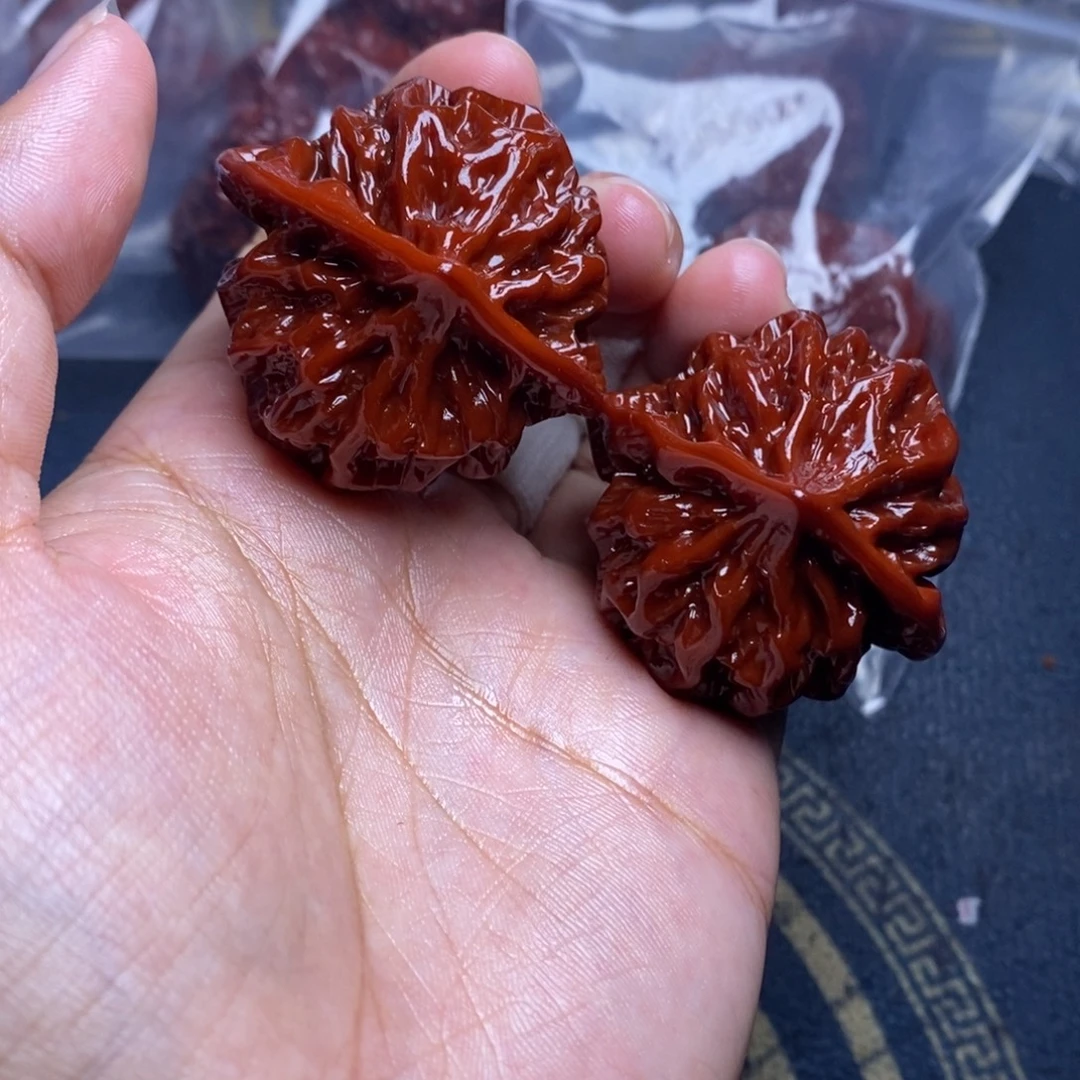 文玩核桃吊坠帝王43