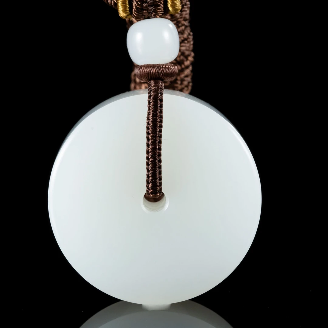 周陶陶｜素恒｜和田玉白玉平安扣挂坠圆形玉质细腻温润简雅设计