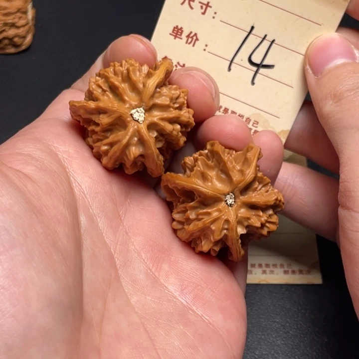 文玩核桃把件三棱36尺以打底14