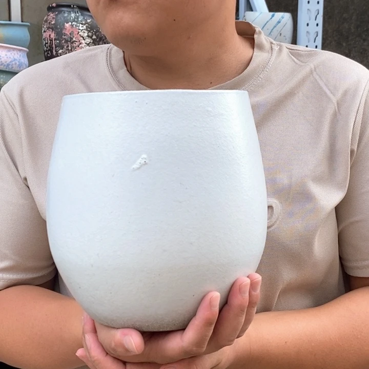 花盆紫砂口16高20瑕疵