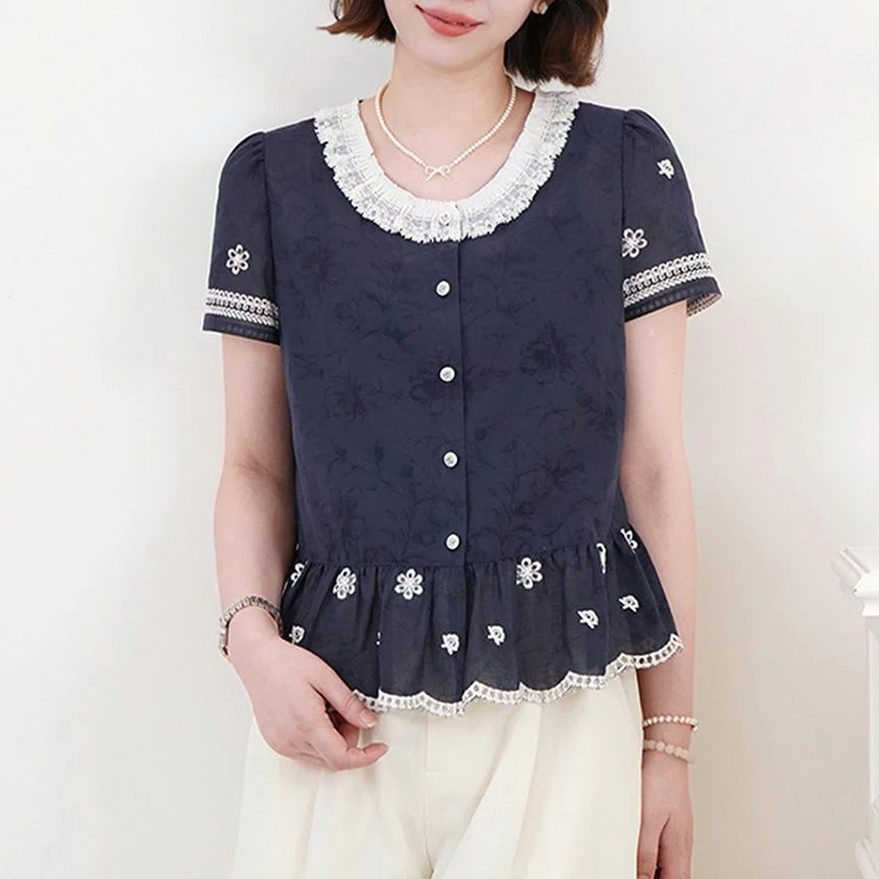 时尚轻奢木耳边蕾丝刺绣短袖衬衫2026夏季新款洋气小众设计感上衣