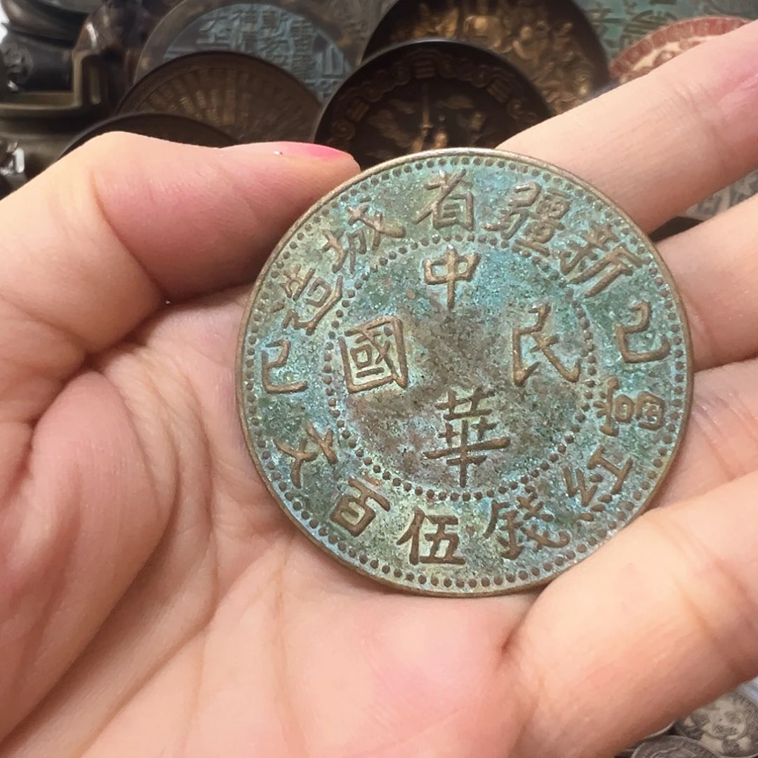 金属复古风格摆件