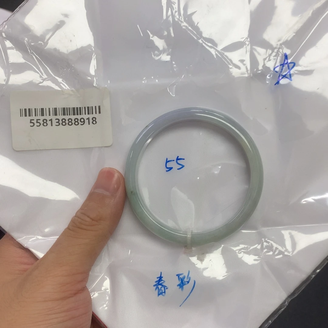 翡翠未镶嵌手镯天然缅甸翡翠手镯