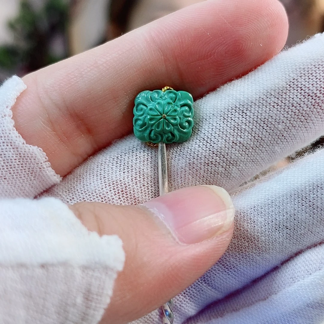 未镶嵌绿松石珠宝奇石