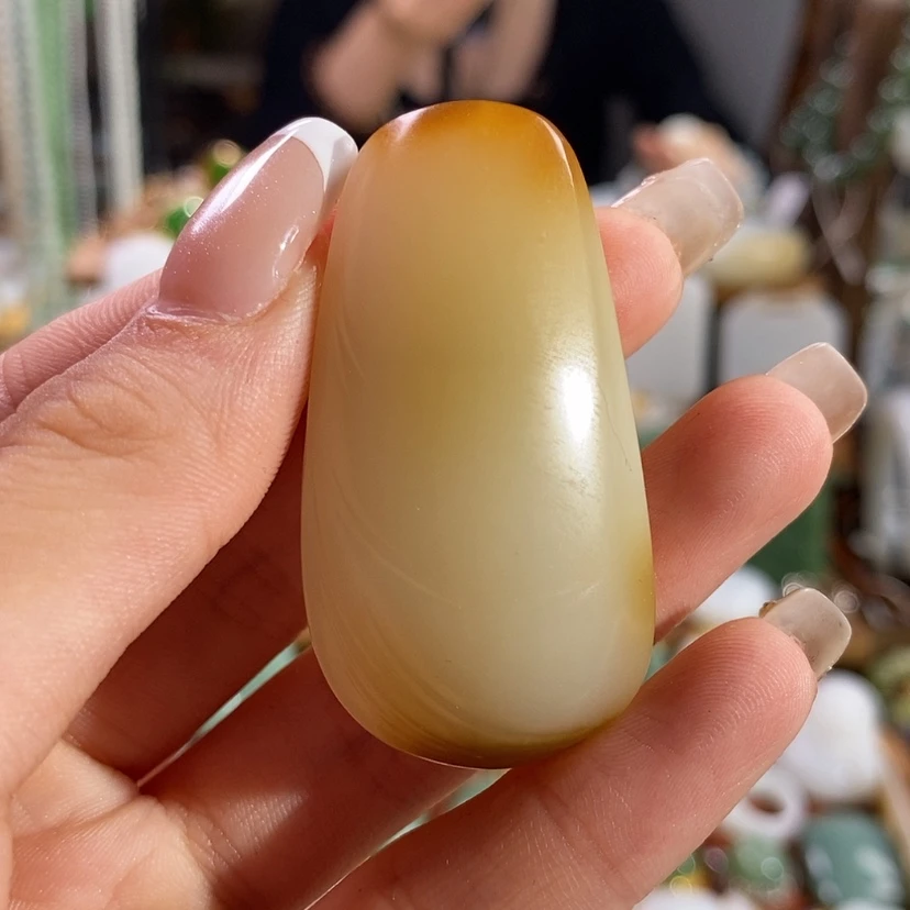 【闪购商品】吊坠(赠链)未镶嵌和田玉