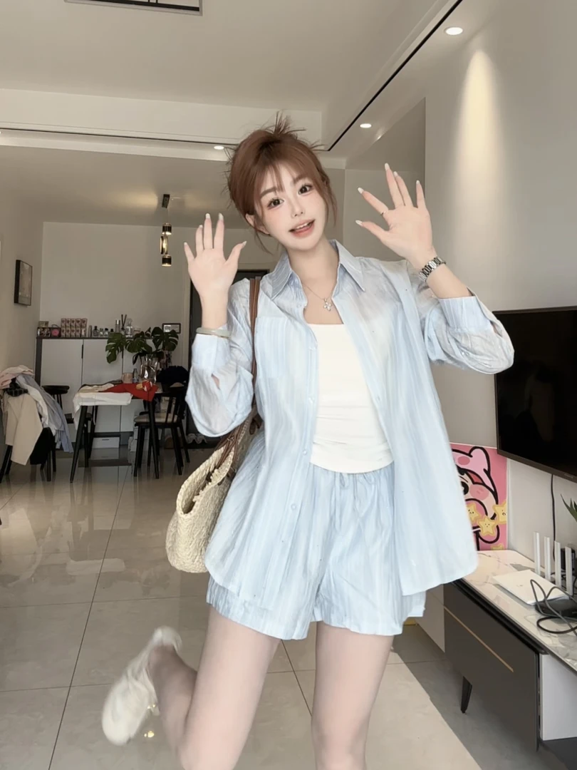 薄款冰丝防晒衣夏装新款防紫外线闪亮晶上衣加短裤夏季宽松两件套