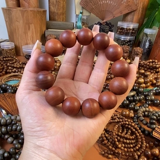 老山檀香老山檀香1.8微瑕