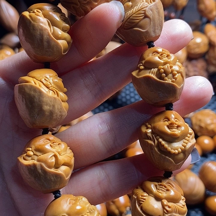 吊坠橄榄核二**法包衣弥勒