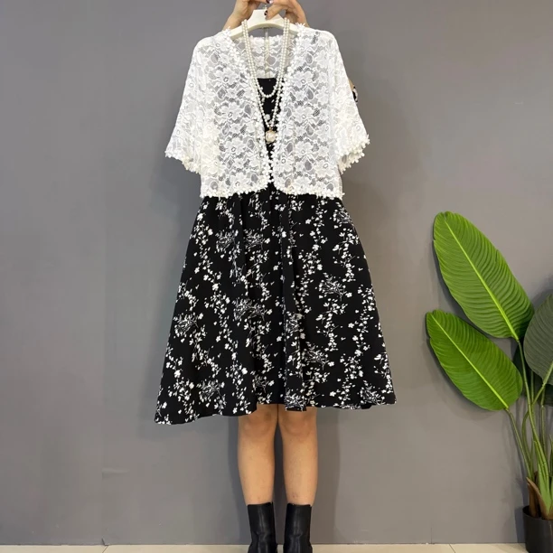 新款大码女装时尚洋气蕾丝外搭十碎花吊带连衣裙两件套套装