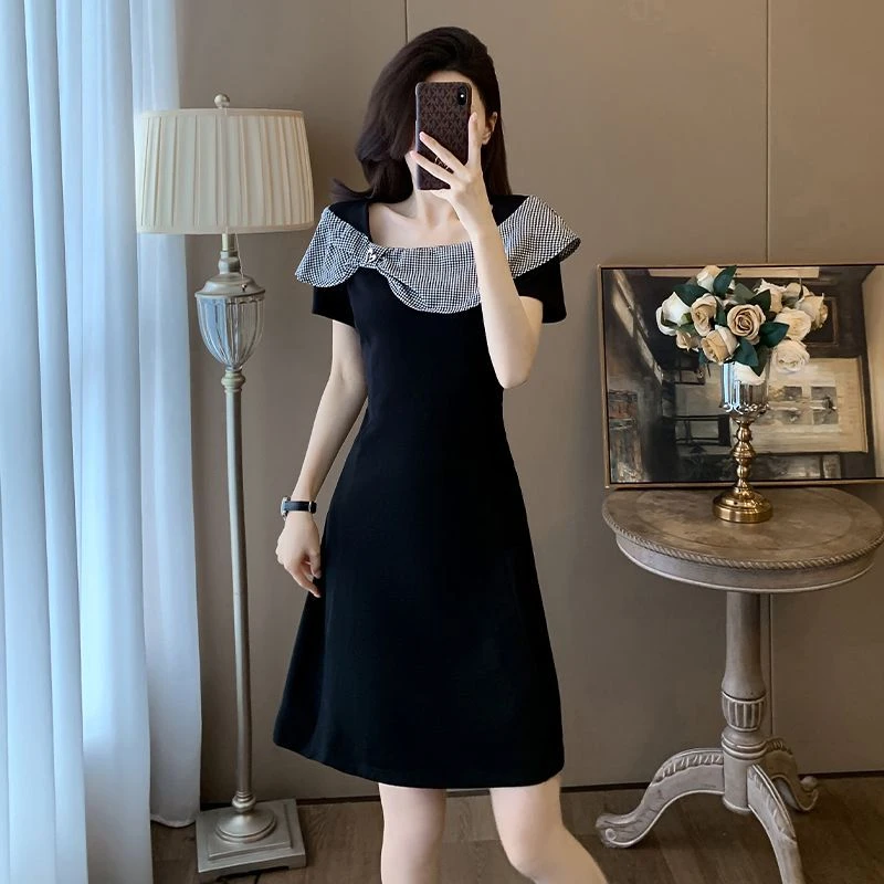 2025法式拼接小个子连衣裙女夏季新款气质一字领洋气显瘦小黑裙