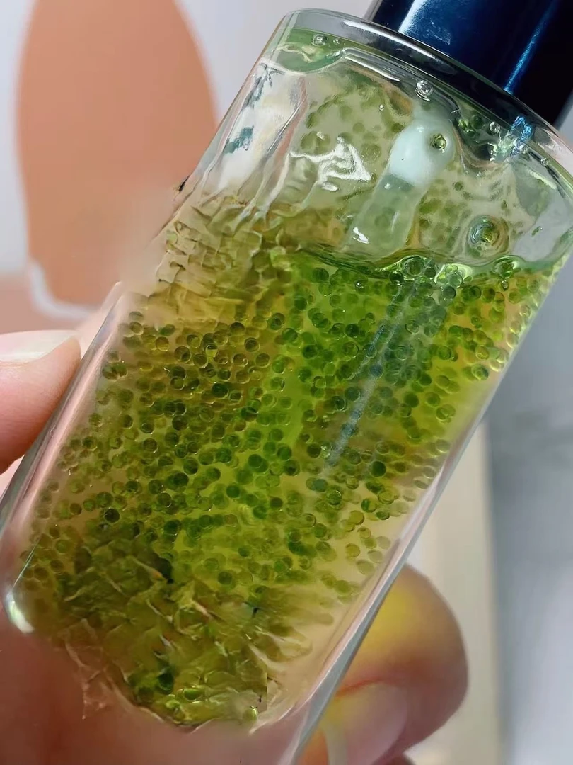 0245保湿绿精华液