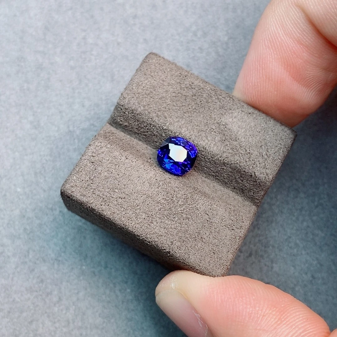 蓝宝石裸石2.1ct 皇家蓝