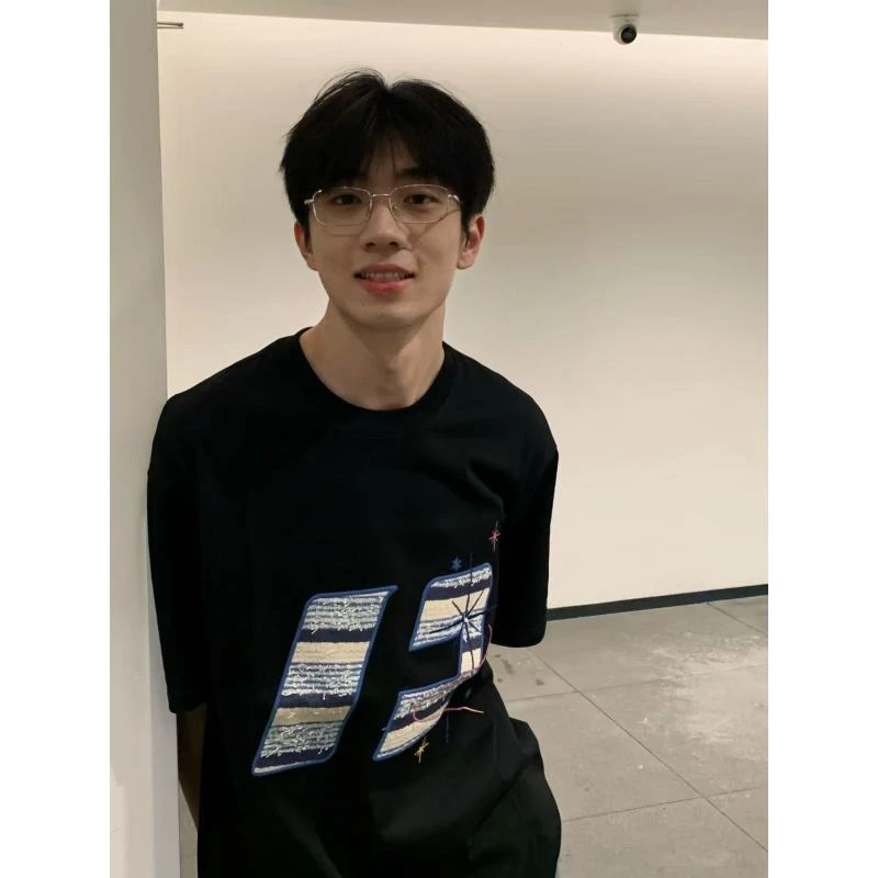 2025新款潮牌贴布字母刺绣时尚复古宽松夏季短袖男女情侣款上衣潮