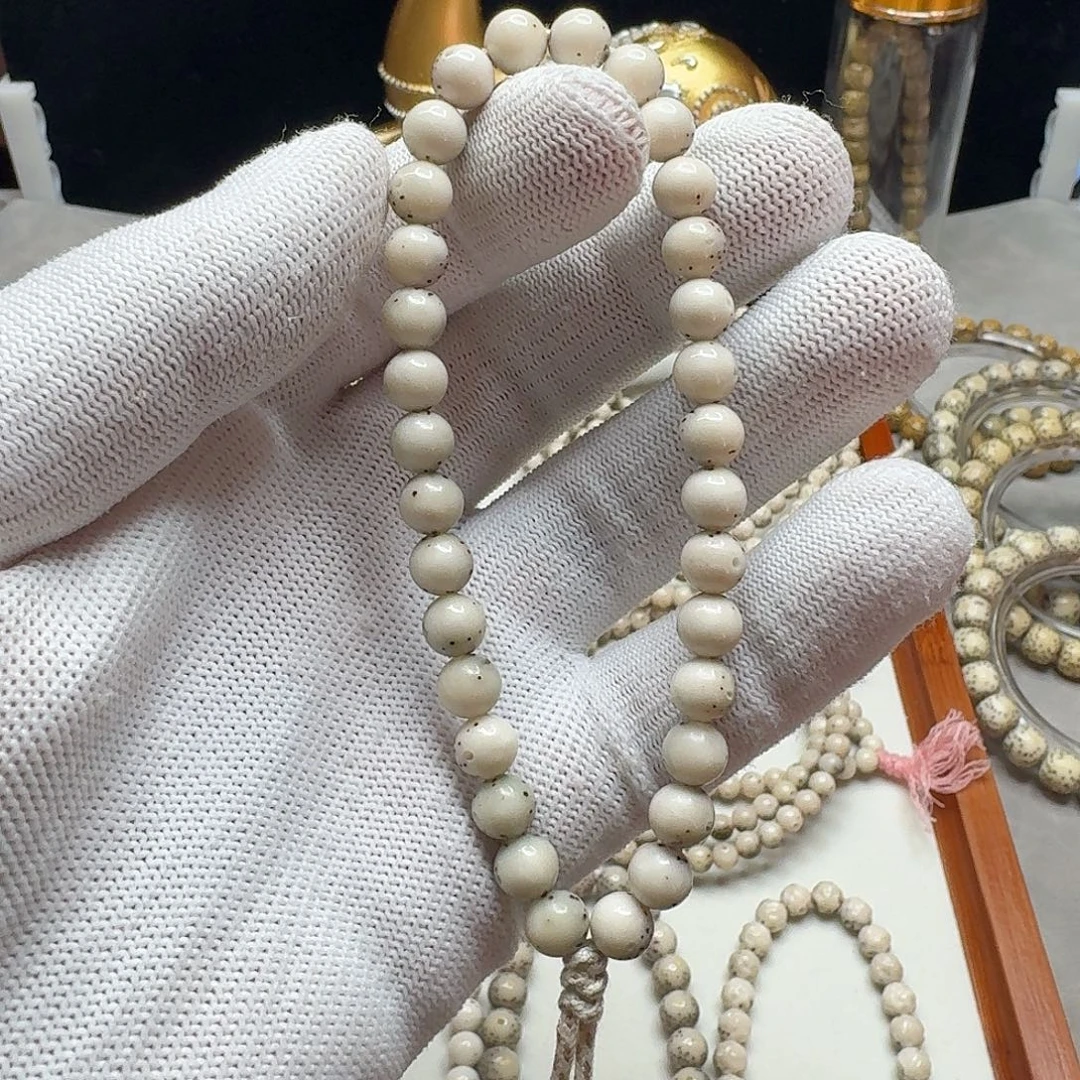 星月菩提手串石玉料7/7圆珠手持糯冰料通体留白小细星