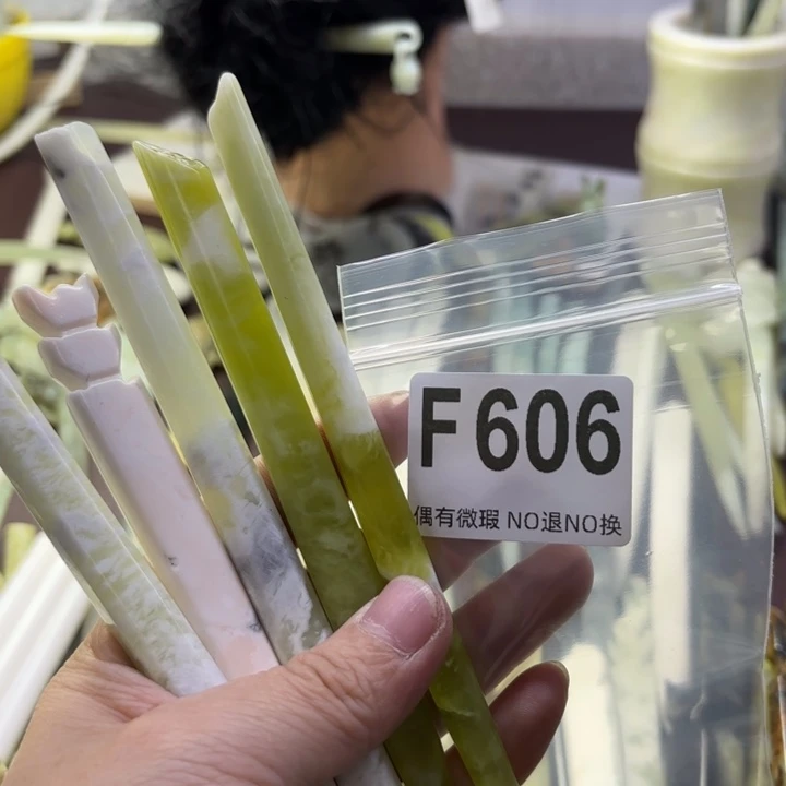 蛇纹石玉发饰合金A****心