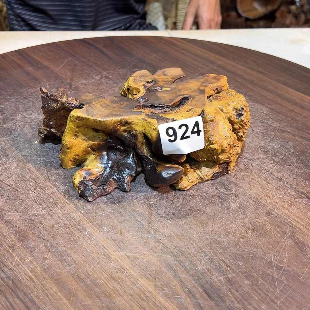 底座924云南树瘤根艺