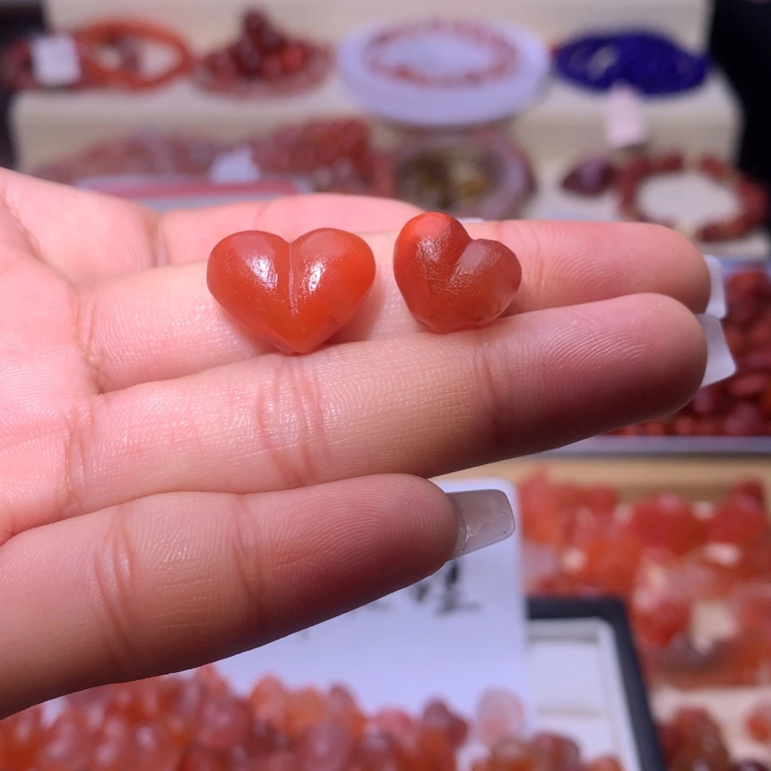 南红玛瑙合金挂件1
