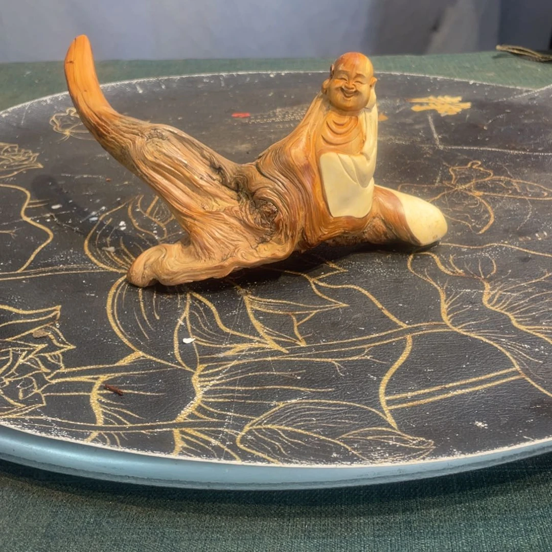 柏木（崖柏）造型弥勒根雕