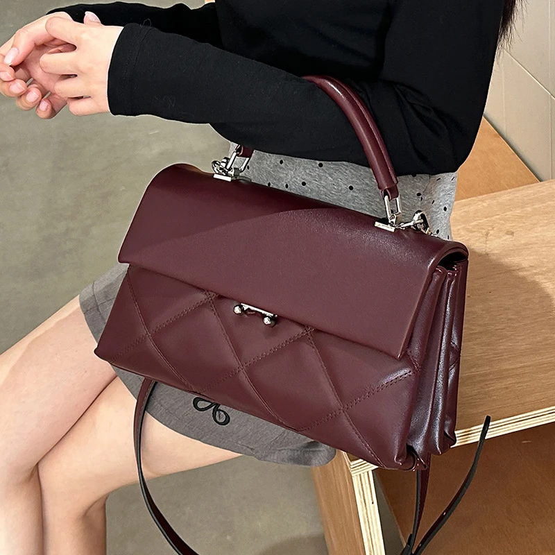 手提包2025新款软皮女包时尚菱格绣线包包女韩版通勤单肩包可斜挎