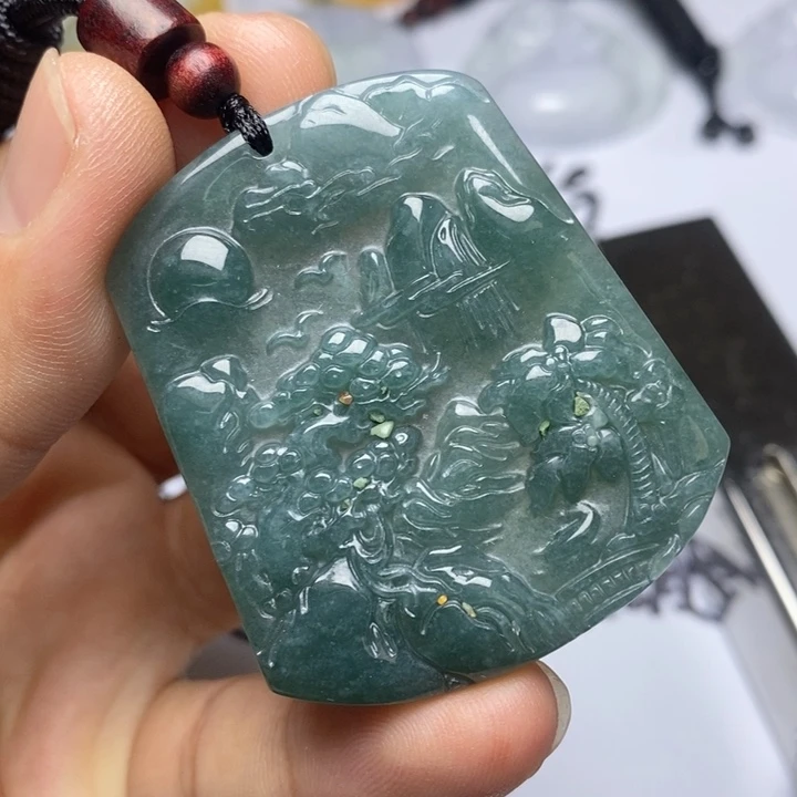 颈饰未镶嵌翡翠翡翠