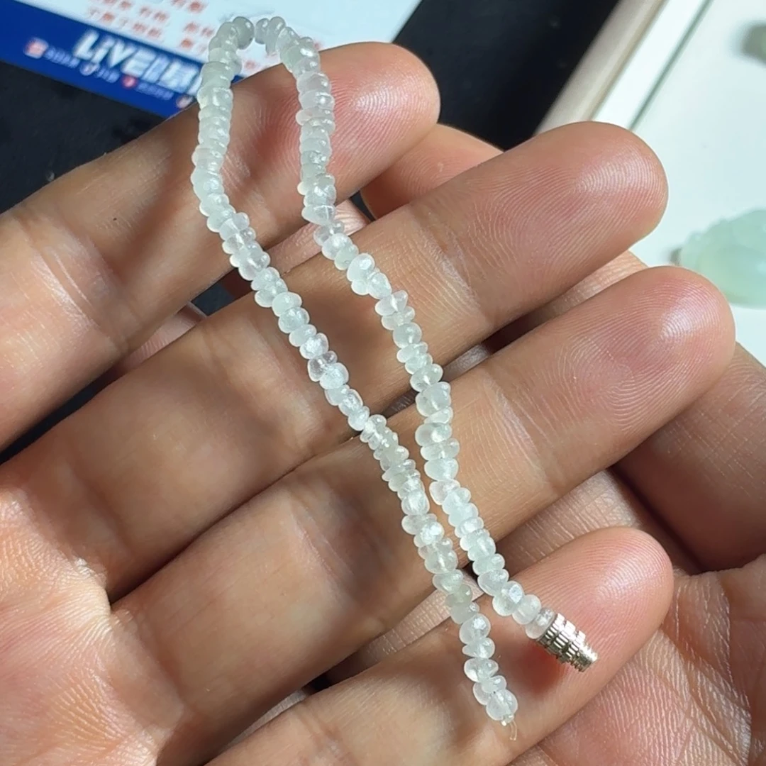 未镶嵌定制翡翠手串