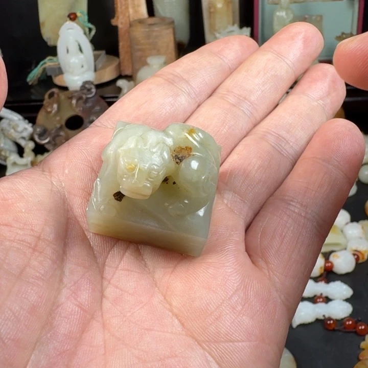 和田玉（糖玉）未镶嵌挂件