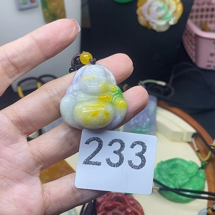 吊坠(赠链)未镶嵌翡翠