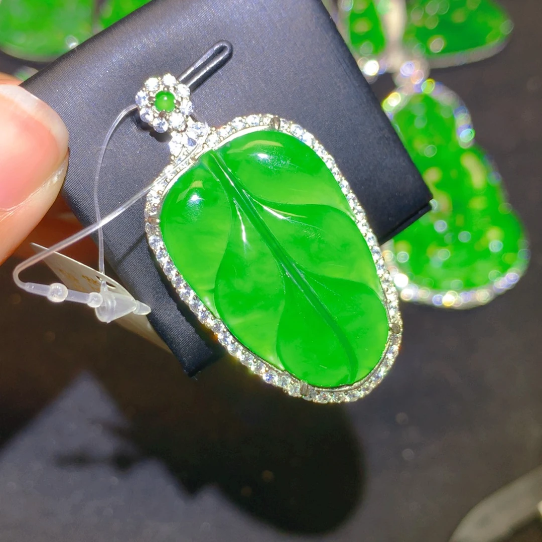 翡翠银S925镶嵌颈饰