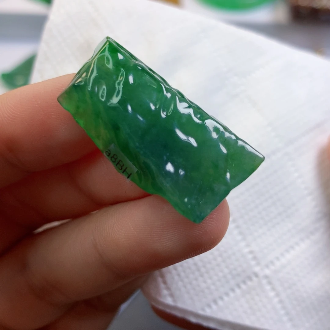 【闪购商品】颈饰未镶嵌翡翠