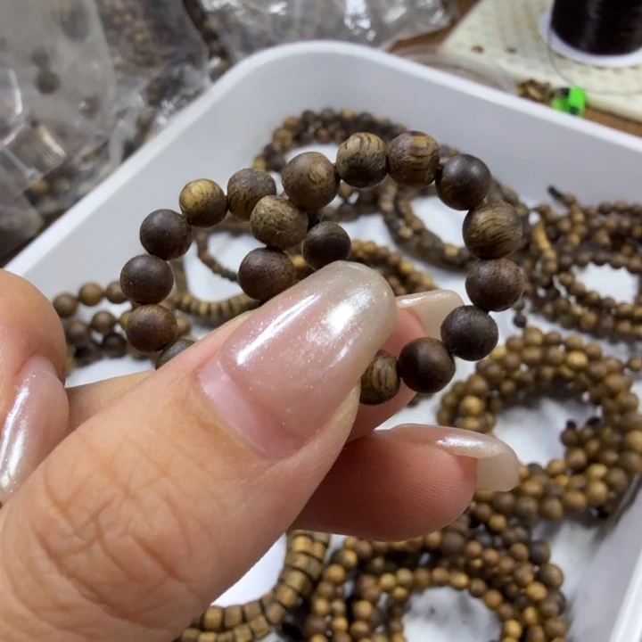 沉香碎屑沉香沉香奇楠沉水浮小戒指