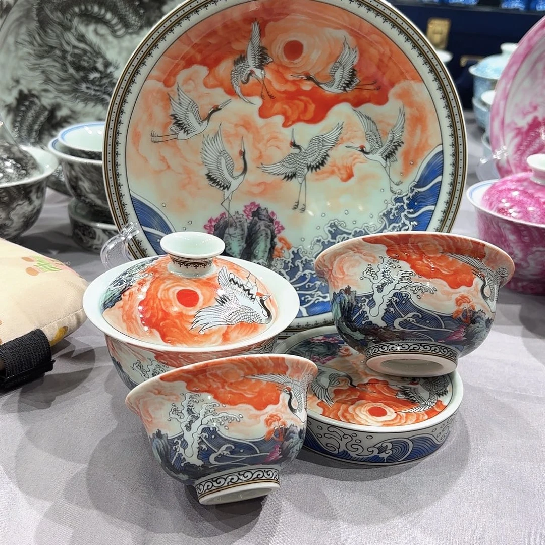 瓷片景德镇瓷器精品陈列