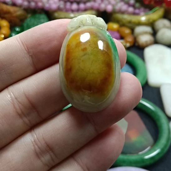 翡翠未镶嵌挂件翡翠