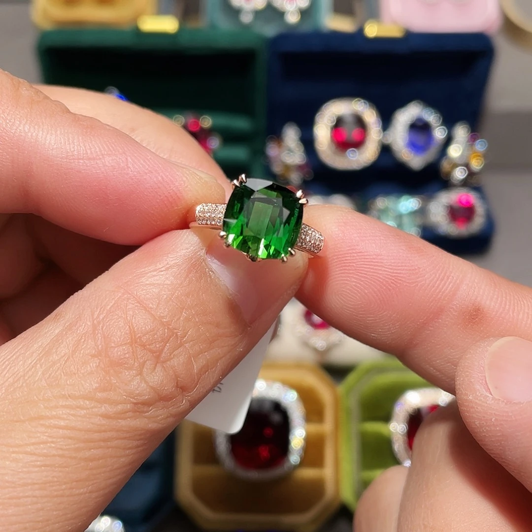 碧玺戒指18K金镶嵌5.2ct