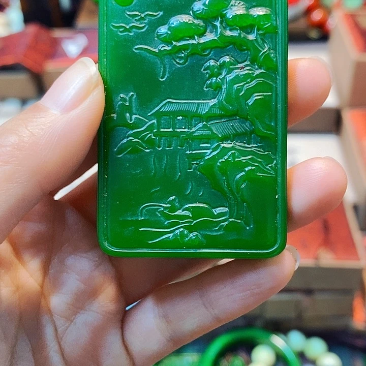 和田玉（碧玉）颈饰未镶嵌主播的节目有多精彩啊