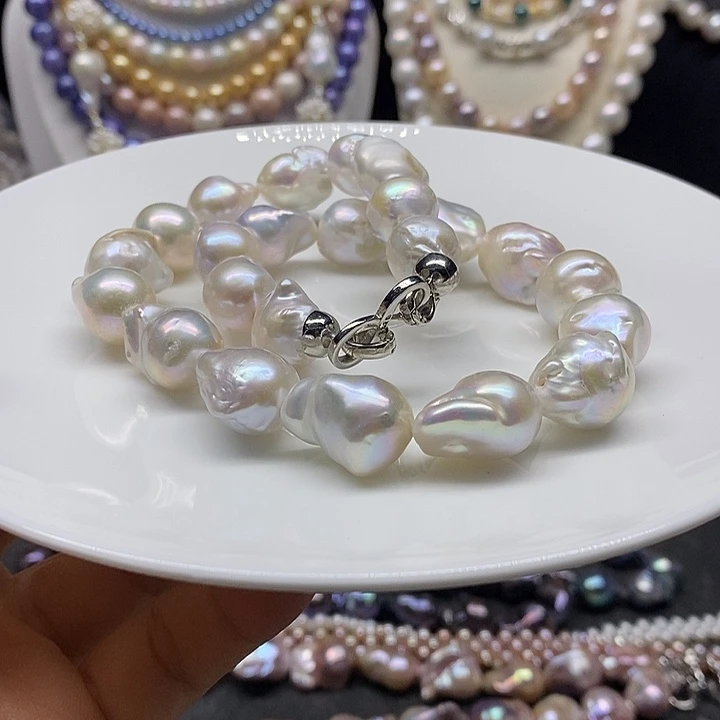 颈饰未镶嵌淡水珍珠