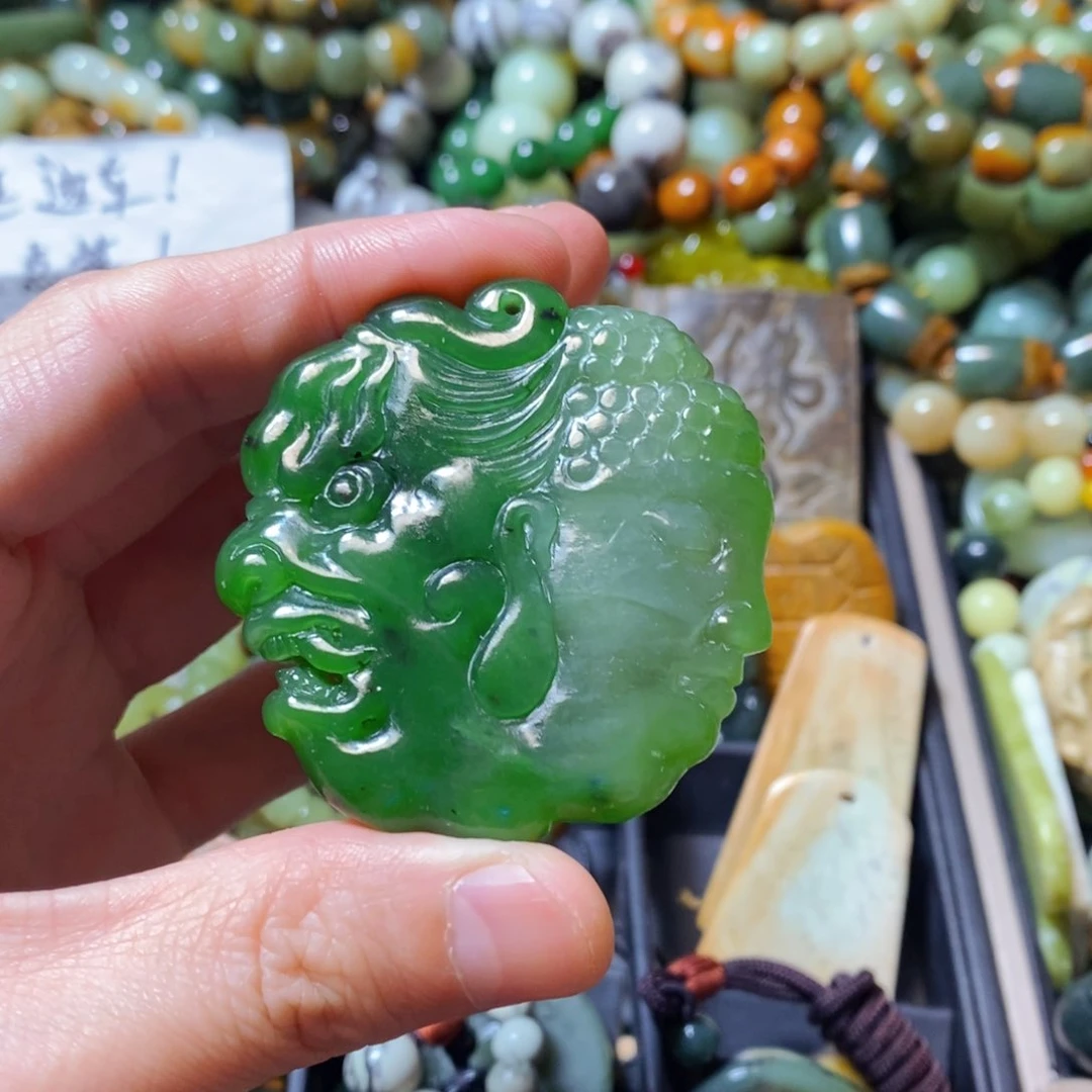 和田玉（碧玉）未镶嵌颈饰