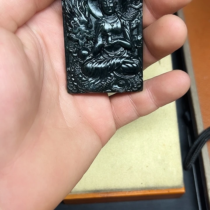 漂***定未镶嵌蛇纹石玉珠宝奇石2