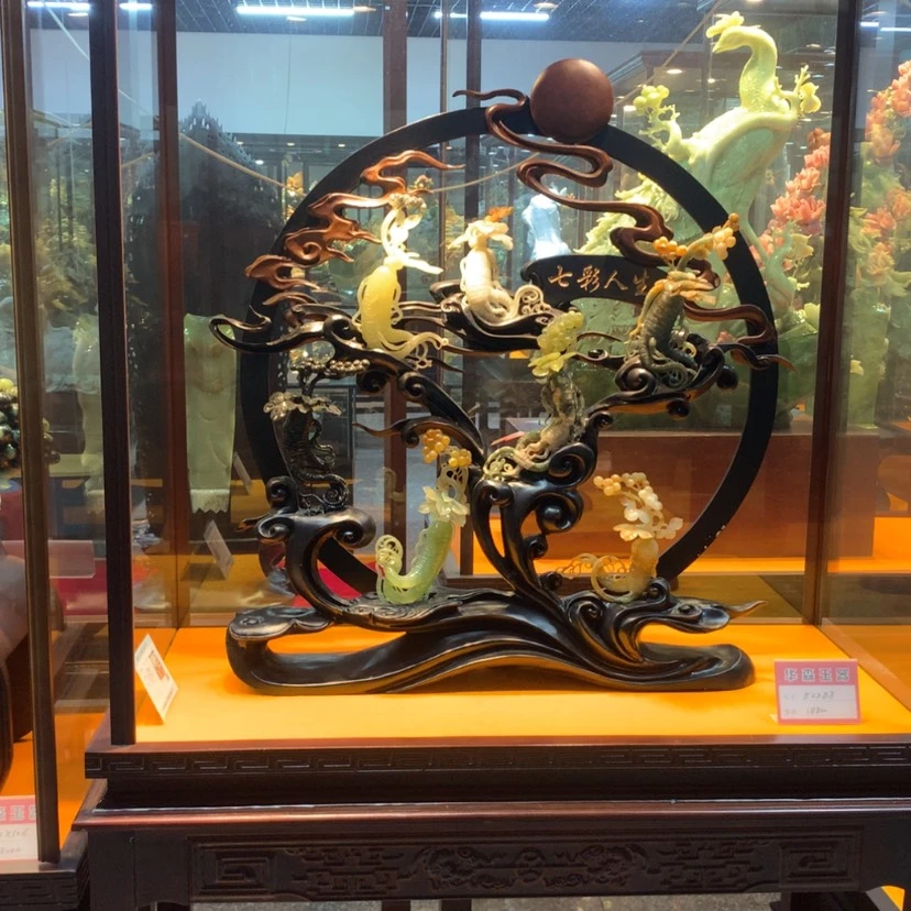 【闪购商品】未镶嵌蛇纹石玉摆件