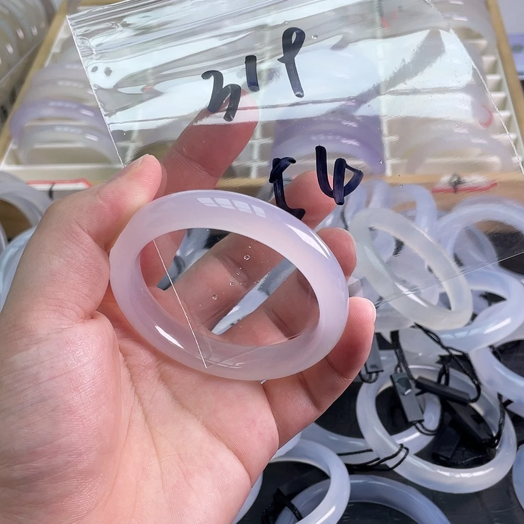 玛瑙/玉髓手镯未镶嵌319