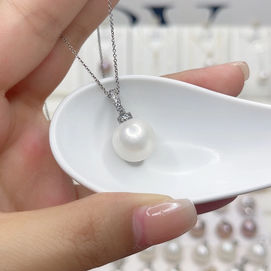 淡水珍珠未镶嵌吊坠(赠链)