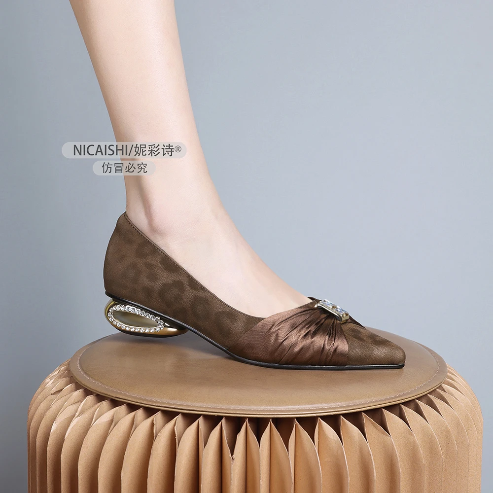 2025年新款浅口单鞋低跟粗跟尖头通勤女鞋职业浅口舒适工作鞋1204