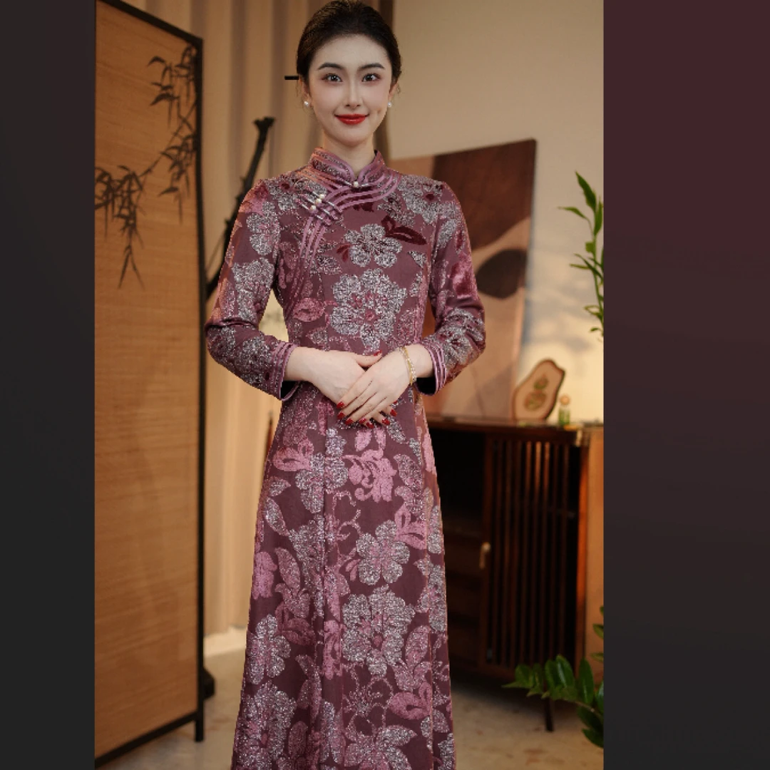 冬季旗袍加绒加厚新款2025新款复古国风长袖妈妈显瘦连衣裙女日常