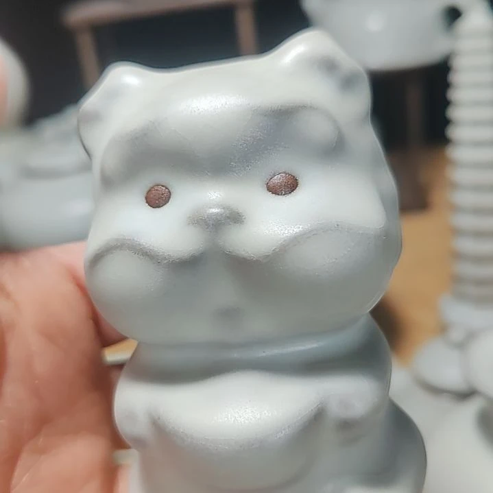 官瓷天青釉小玉龙