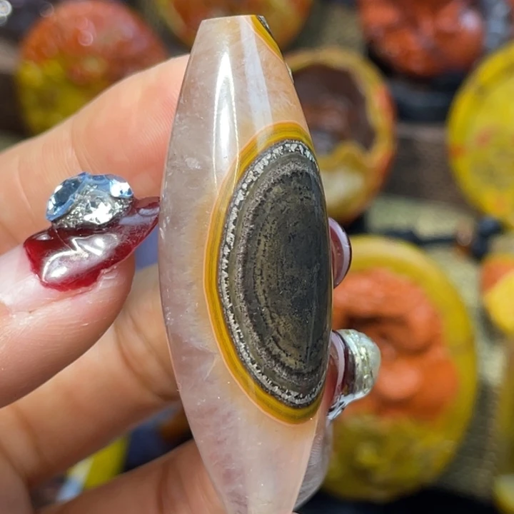 玛瑙/玉髓未镶嵌珠宝奇石收藏天眼天珠象形莲花