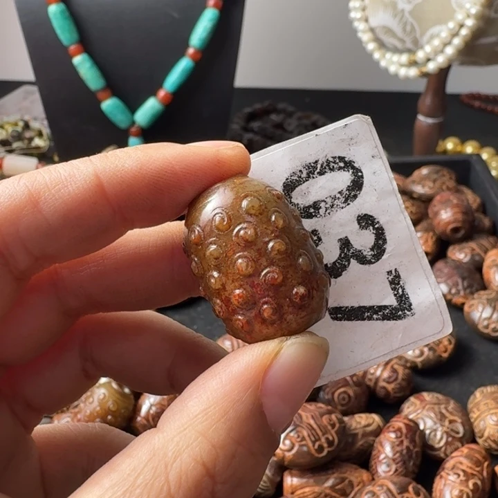 马***姐玛瑙/玉髓未镶嵌颈饰